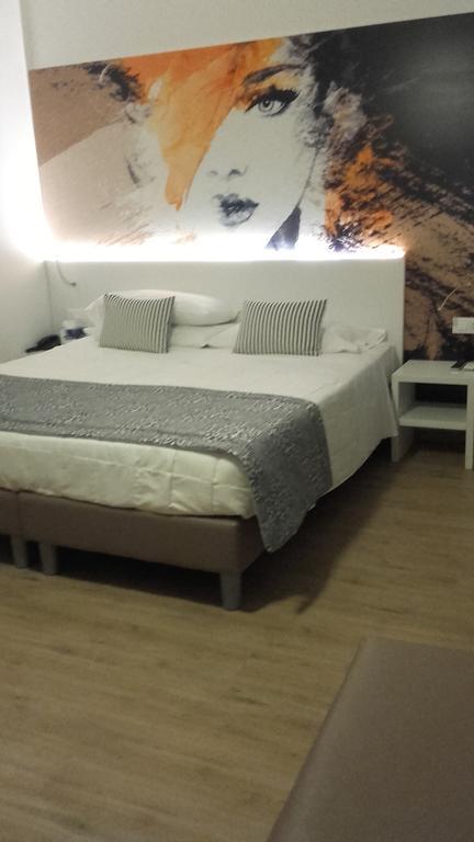 Albergo San Remo Монтебелуна Екстериор снимка